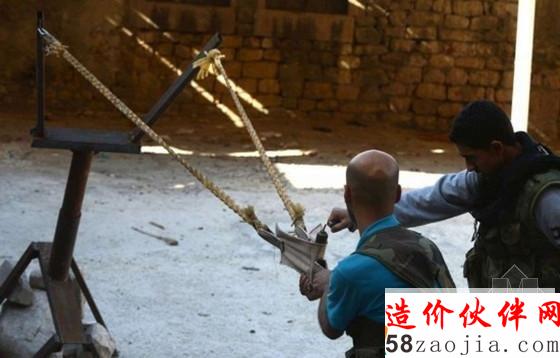 叙利亚武装分子自制投弹器