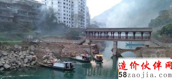 河面绿色漂浮物已被清理完毕