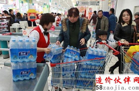 兰州自来水再现刺鼻异味 水厂回应称水质达标