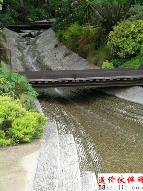 洛杉矶盖蒂中心中央花园