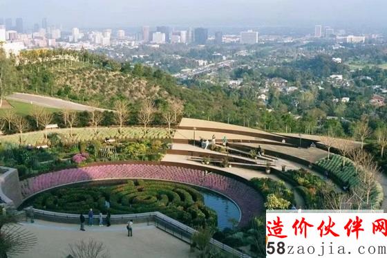 洛杉矶盖蒂中心中央花园