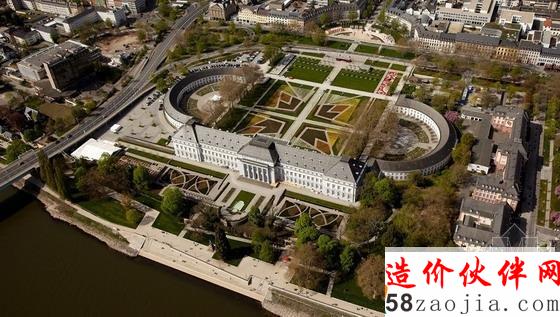 德国科布伦茨选帝侯宫广场