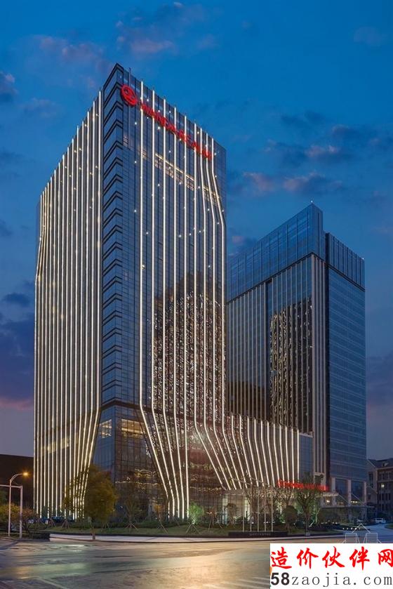 万达集团:武汉“自营奢华”五星级万达嘉华酒店