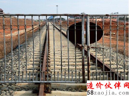 通过技术验收两年,尚未开通运营的余干工业园铁路普货线。