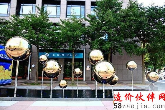 各式各样的月亮