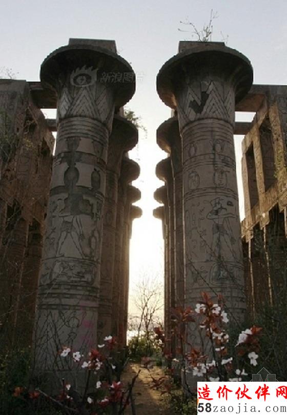 万国公园里具有异国风情的建筑