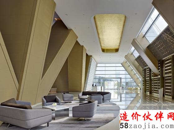 广州新商业区“时尚惬意”南丰朗豪酒店