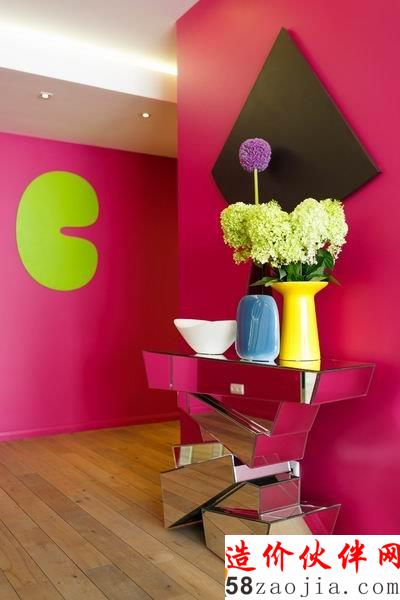 视觉刺激!俄罗斯“幻想世界”彩色糖果公寓