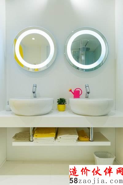 视觉刺激!俄罗斯“幻想世界”彩色糖果公寓