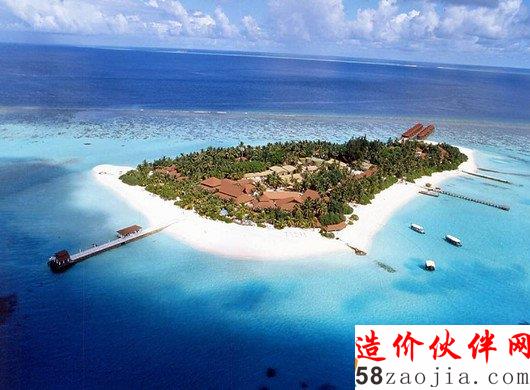 一个南沙人工岛造价约736亿