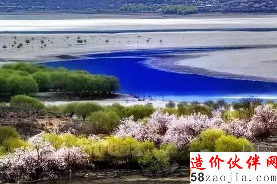 西藏林芝“桃花沟”