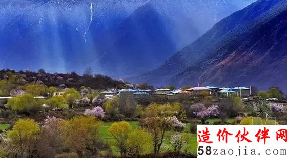 西藏林芝“桃花沟”