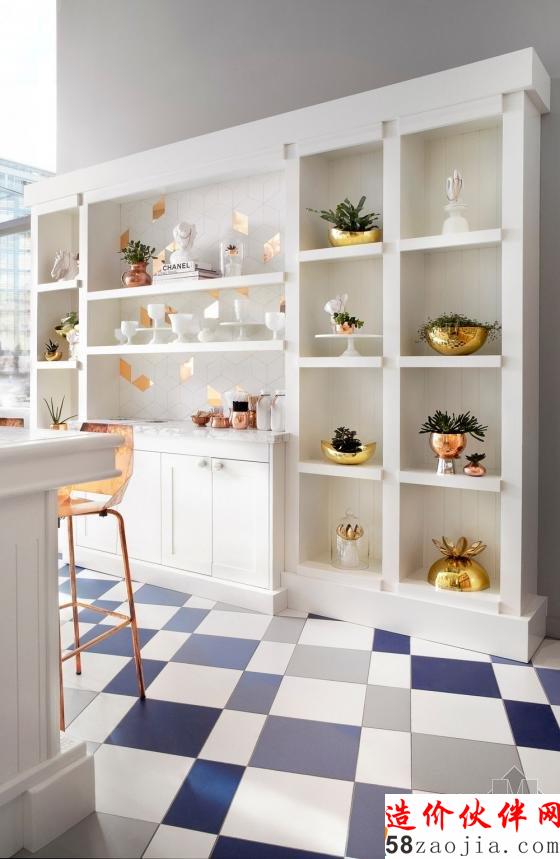 多伦多“精致优雅”女皇美容沙龙店