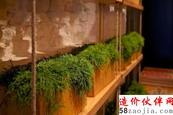 乌克兰“悠然自得”Simple餐厅设计