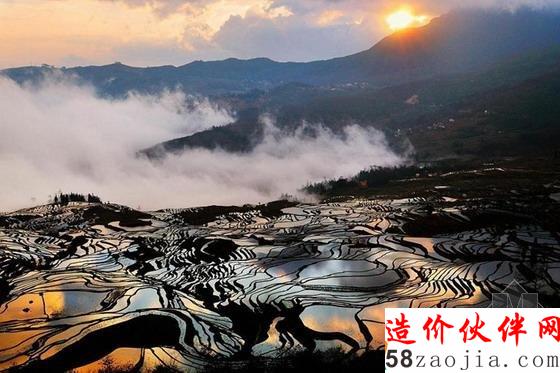 “大地雕塑”元阳梯田