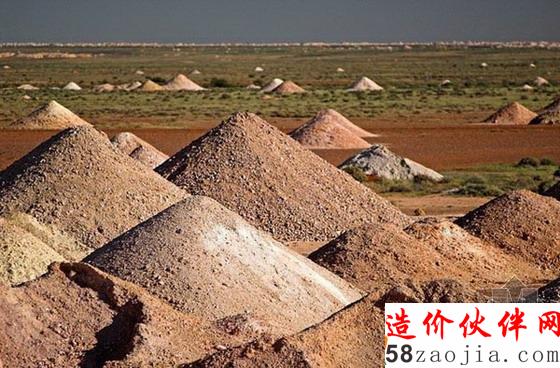 南澳大利亚地下防空洞的村子