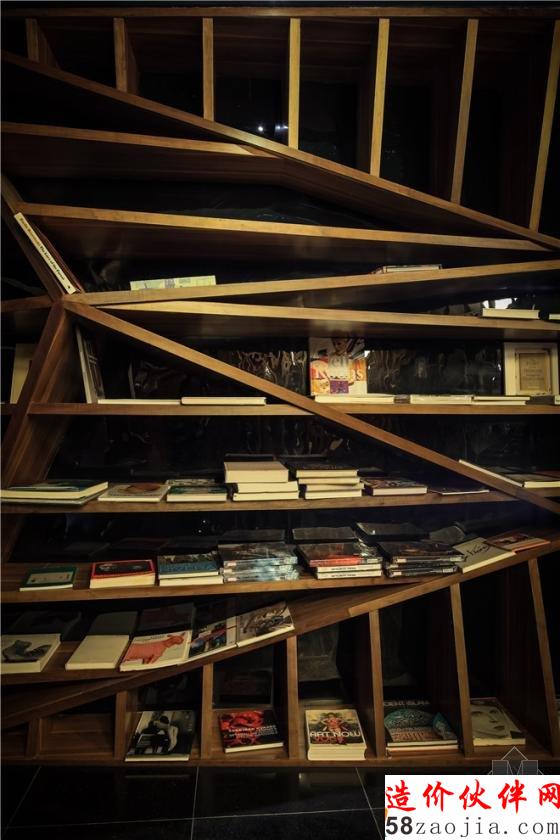 探访上海最美书店“钟书阁二期”