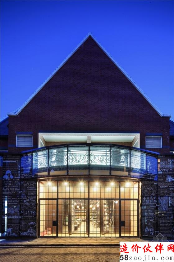 探访上海最美书店“钟书阁二期”