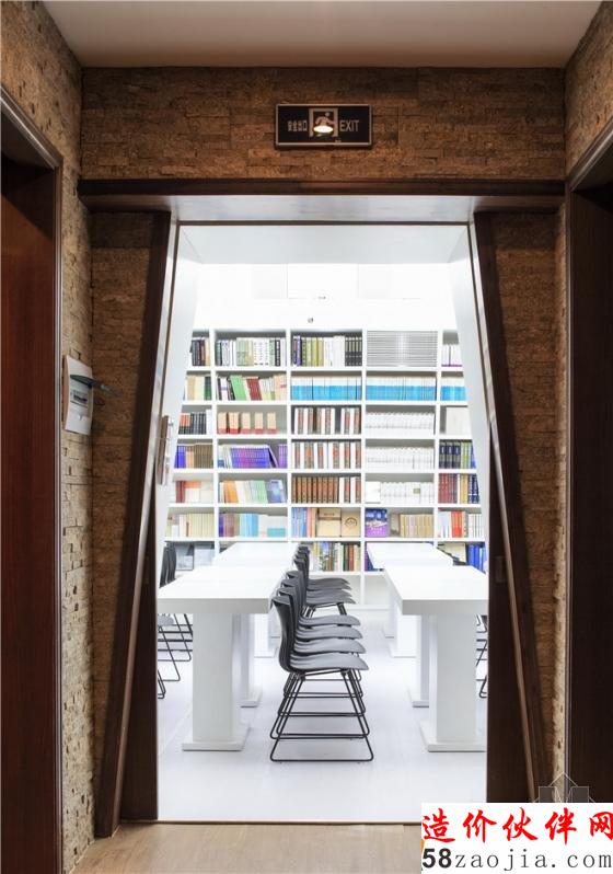 探访上海最美书店“钟书阁二期”