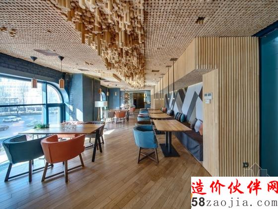 微妙配色 温馨舒适的TEPLO家庭餐厅