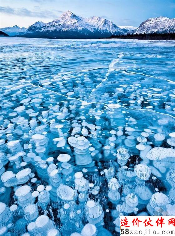 加拿大亚伯拉罕湖冰泡
