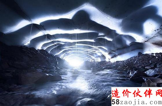 美国俄勒冈州冰洞