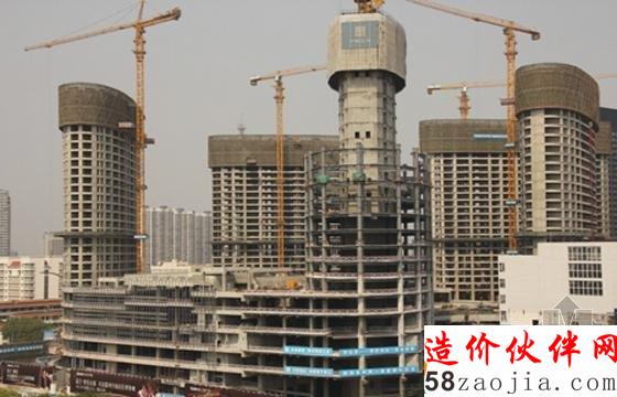 徐州苏宁广场项目B、C、D、E塔楼主体结构封顶