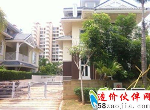 未加建车库的别墅