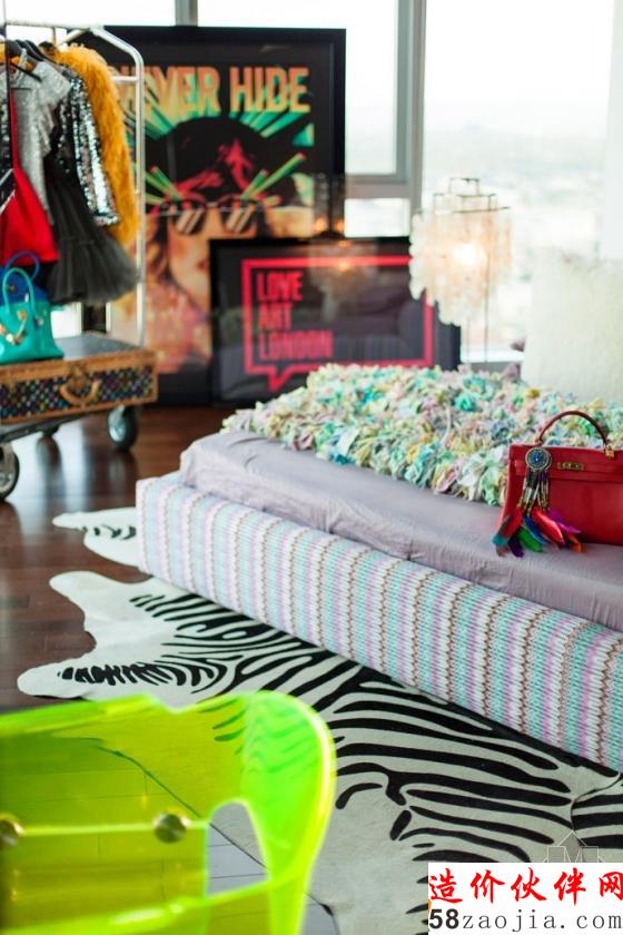 洛杉矶顶层公寓 现代奢华软装配饰