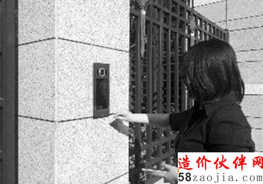 进小区大门要“刷脸”