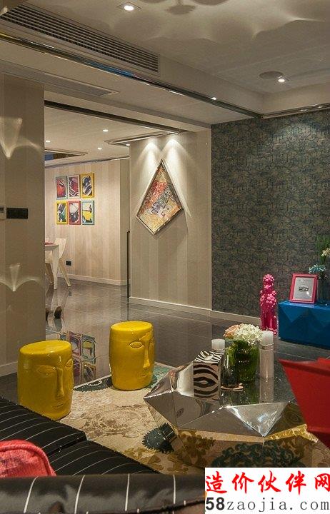 追求前卫!摩登时尚色彩两居室设计