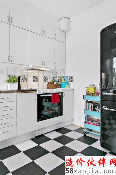 58平澳大利亚北欧风“色彩”四口之家