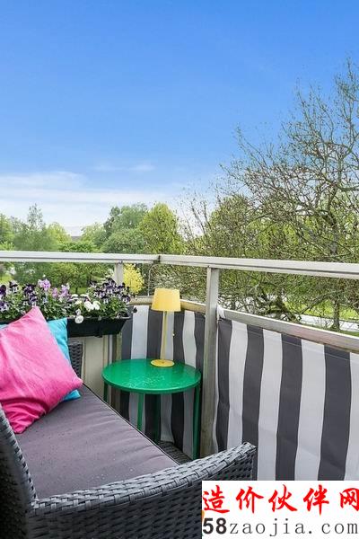 58平澳大利亚北欧风“色彩”四口之家