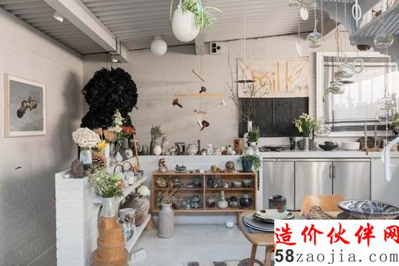 旧马厩改造“生机勃勃”LOFT住宅