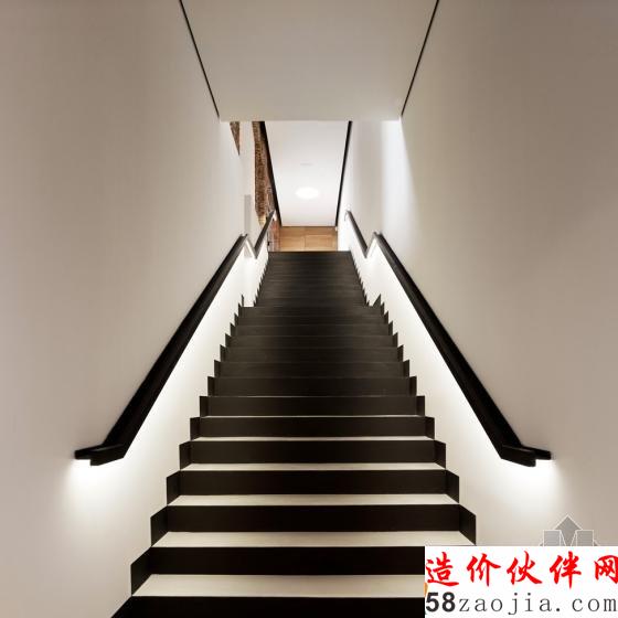 最独特的办公室!日光和绿植造就不一样的办公空间