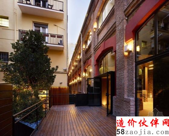 最独特的办公室!日光和绿植造就不一样的办公空间