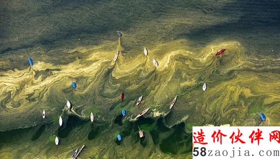 德国施塔恩贝格湖上的帆船