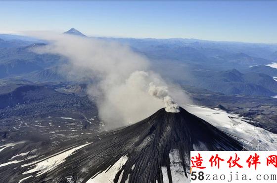 智利圣地亚哥比亚里卡火山