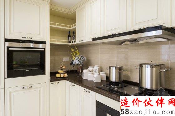 摒弃繁杂设计 奢华古典天际花园样板房