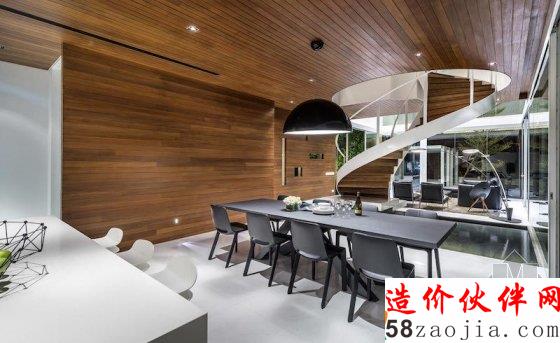 这个通体透亮的玻璃房子 隔开车水马龙的喧嚣