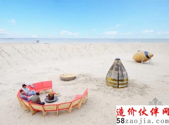 十四位设计师构建沙滩上的胶囊旅馆