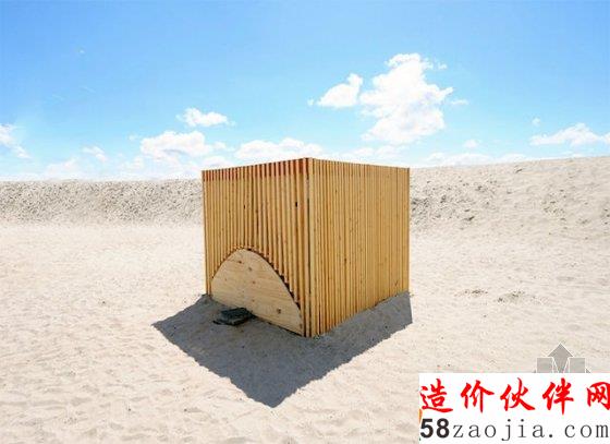十四位设计师构建沙滩上的胶囊旅馆