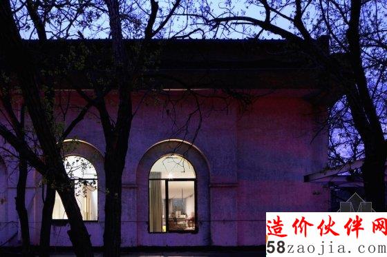 北京三里屯60年老礼堂变身建筑事务所