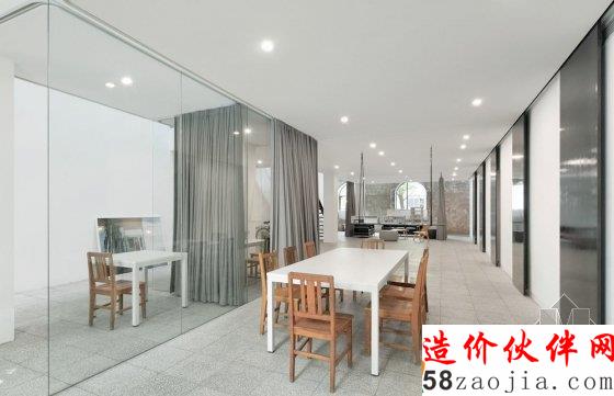 北京三里屯60年老礼堂变身建筑事务所