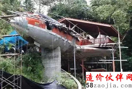 太酷了!外国老奶奶花3万买飞机变超级豪宅