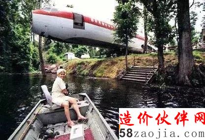 太酷了!外国老奶奶花3万买飞机变超级豪宅