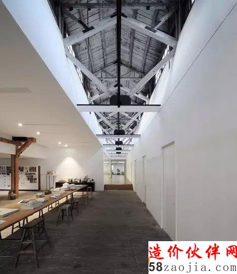 逼格太高!黑帮老大的阁楼仓库改造成建筑事务所