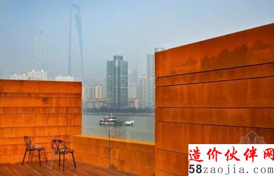 这么破烂的酒店 凭啥住一晚这么贵!