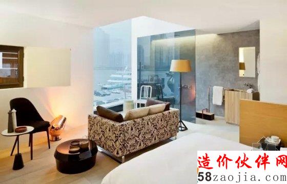 这么破烂的酒店 凭啥住一晚这么贵!