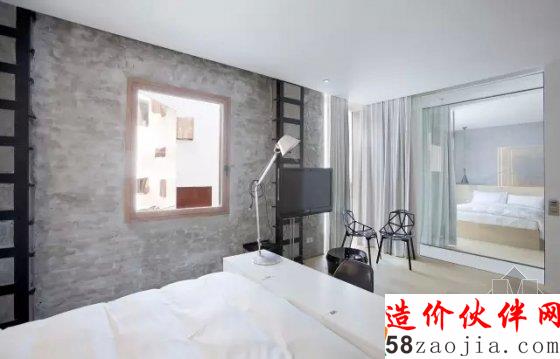 这么破烂的酒店 凭啥住一晚这么贵!